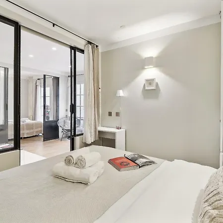 Bnbnova - Le Marais & Place Des Vosges Appartamento Parigi